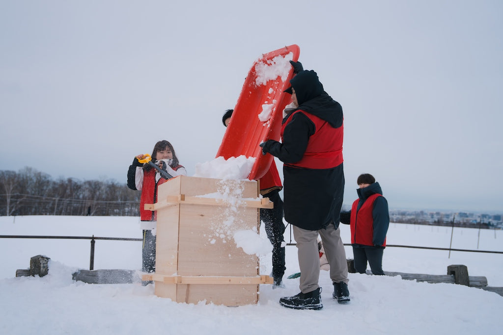 大雪像制作隊プロの直接指導！自分だけの「ミニ雪像づくり体験」イン さっぽろ羊ヶ丘展望台（認定証・道具貸出付）