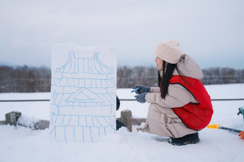 大雪像制作隊プロの直接指導！自分だけの「ミニ雪像づくり体験」イン さっぽろ羊ヶ丘展望台（認定証・道具貸出付）